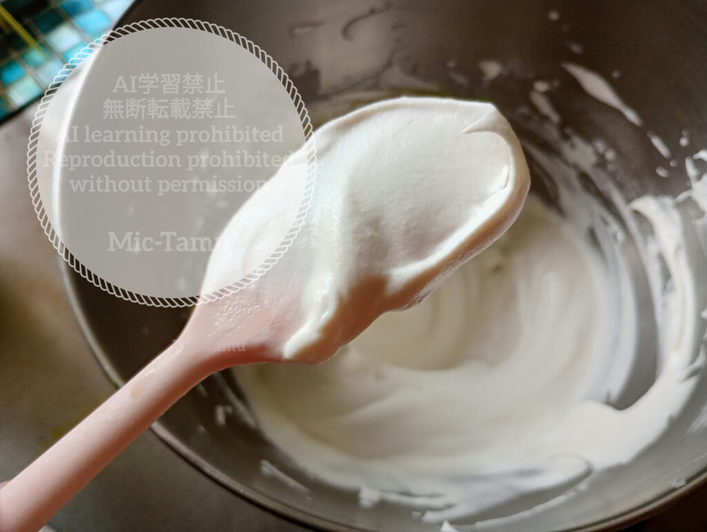 森永ホイッピーで作った生クリーム
